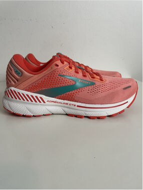 Brooks Adrenaline GTS 22 Running Shoes Womens Size 8.5 Coral Athletic Sneakers